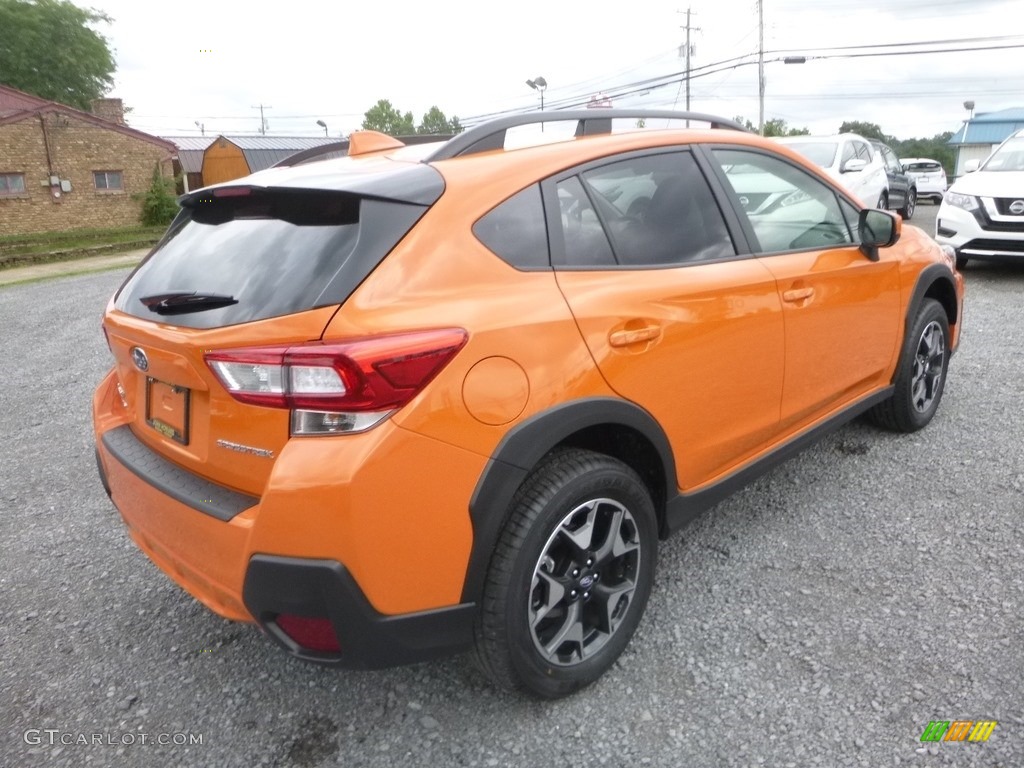2019 Crosstrek 2.0i Premium - Sunshine Orange / Gray photo #4