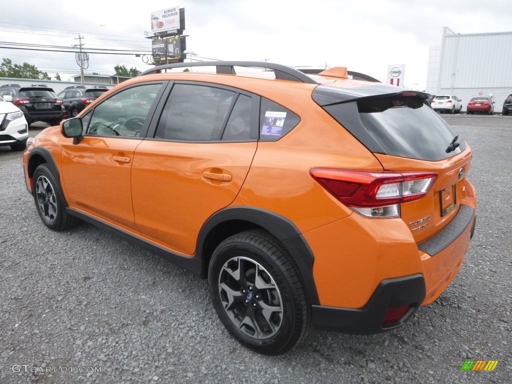 2019 Crosstrek 2.0i Premium - Sunshine Orange / Gray photo #6