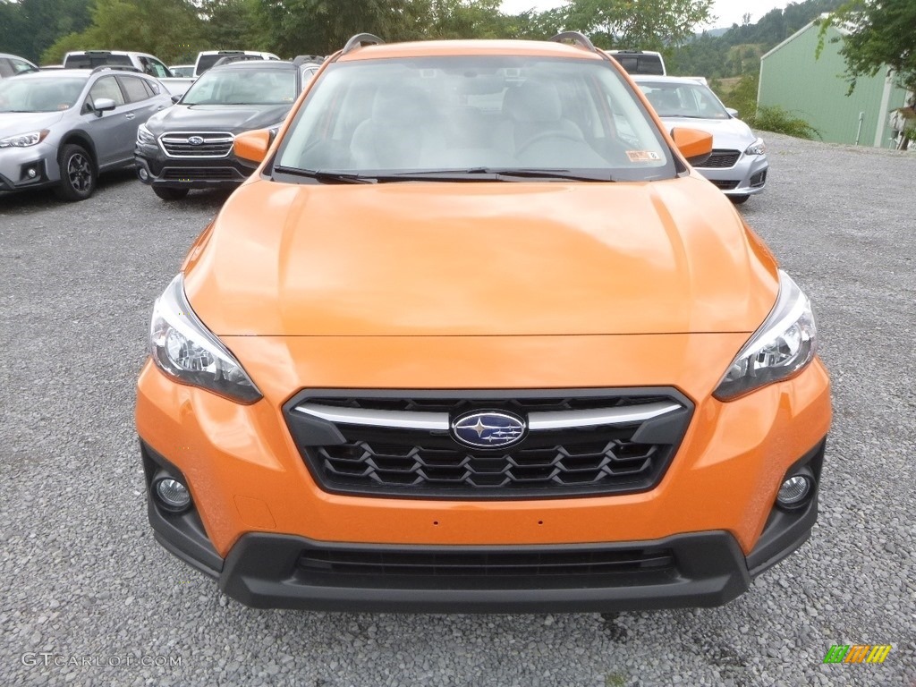 2019 Crosstrek 2.0i Premium - Sunshine Orange / Gray photo #9