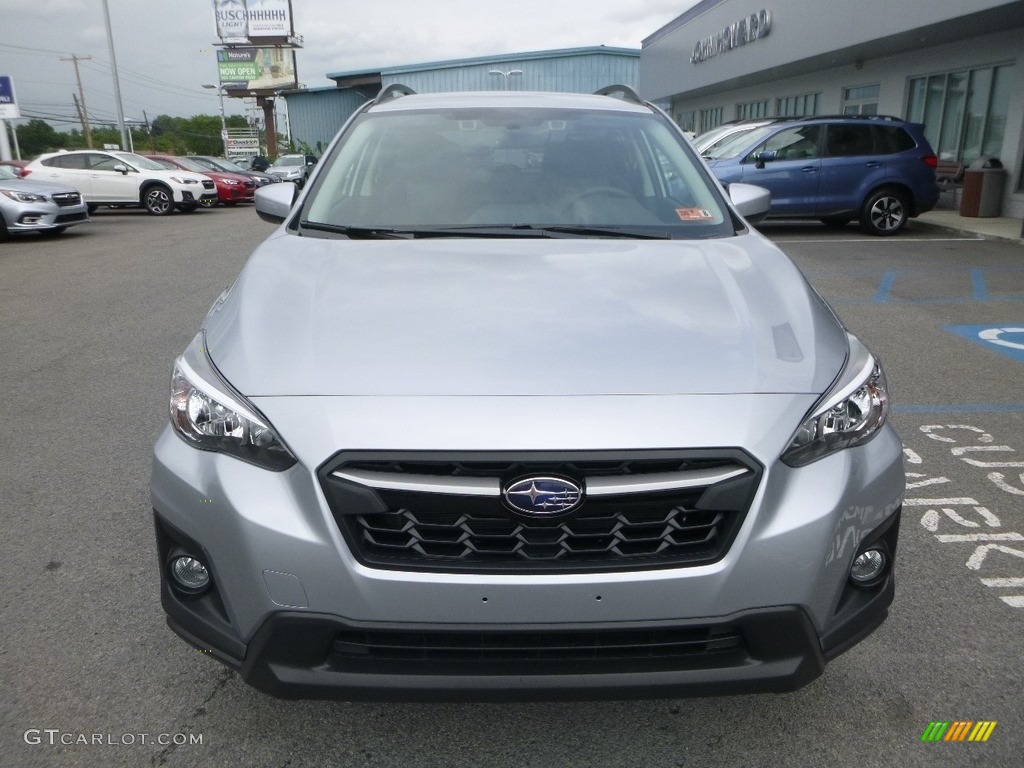 2019 Crosstrek 2.0i Premium - Ice Silver Metallic / Black photo #9