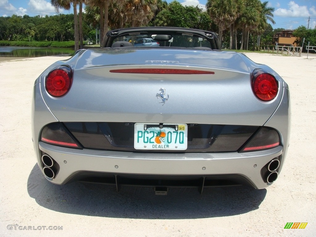 2011 California  - Grigio Silverstone (Dark Grey Metallic) / Grigio Scuro photo #6
