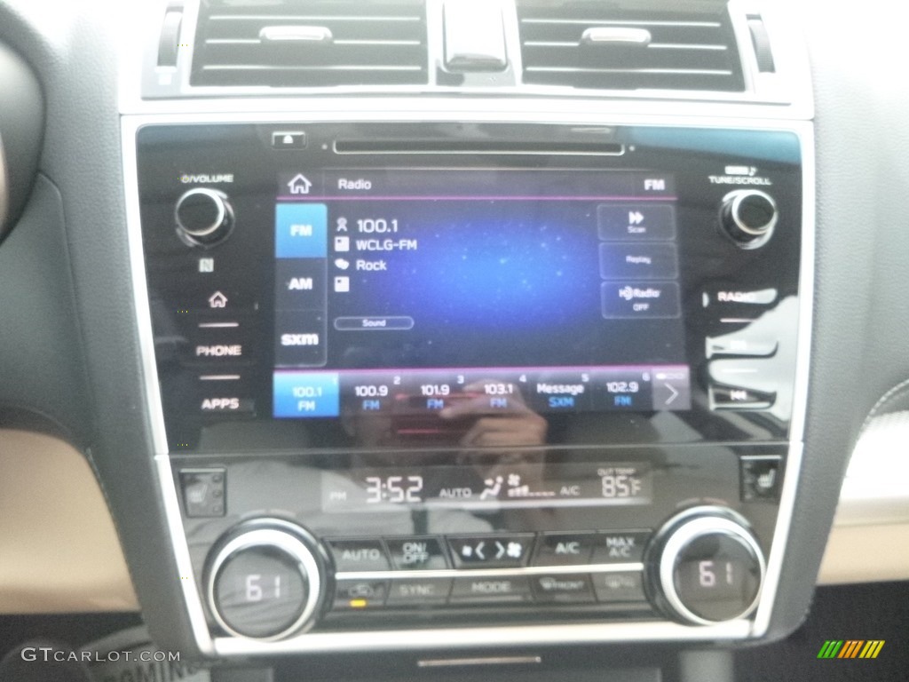 2019 Outback 2.5i Premium - Wilderness Green Metallic / Warm Ivory photo #16