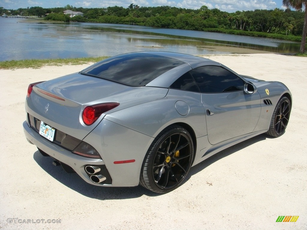 2011 California  - Grigio Silverstone (Dark Grey Metallic) / Grigio Scuro photo #23