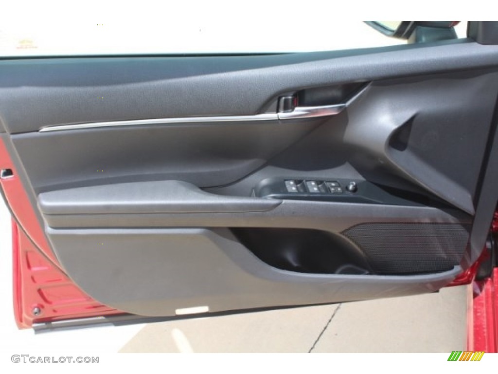 2018 Camry SE - Ruby Flare Pearl / Black photo #12
