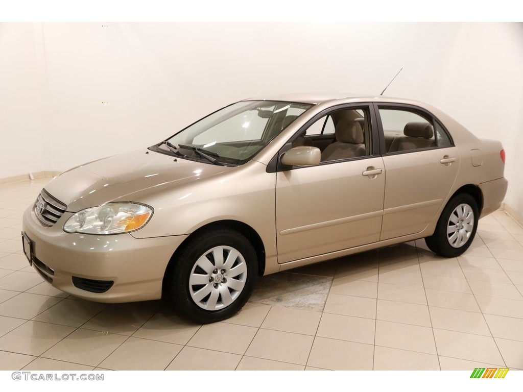 2004 Corolla LE - Desert Sand Mica / Pebble Beige photo #3