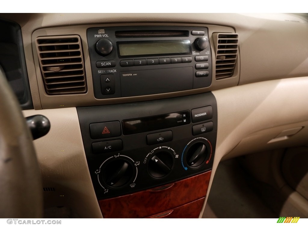 2004 Corolla LE - Desert Sand Mica / Pebble Beige photo #8