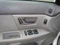 2001 Vibrant White Ford Taurus SES  photo #11