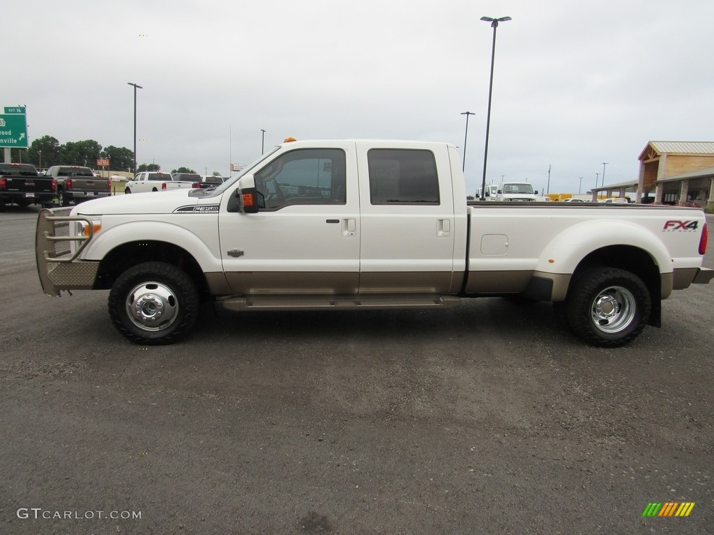 2014 F350 Super Duty Lariat Crew Cab 4x4 Dually - Oxford White / Adobe photo #2