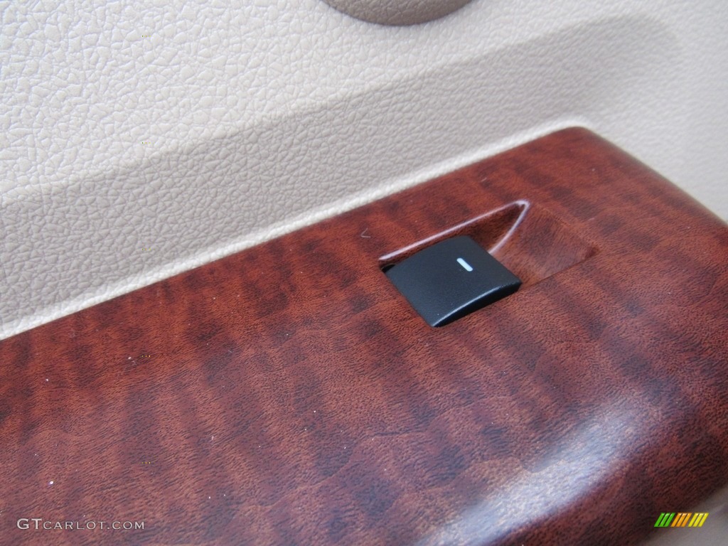 2014 F350 Super Duty Lariat Crew Cab 4x4 Dually - Oxford White / Adobe photo #28