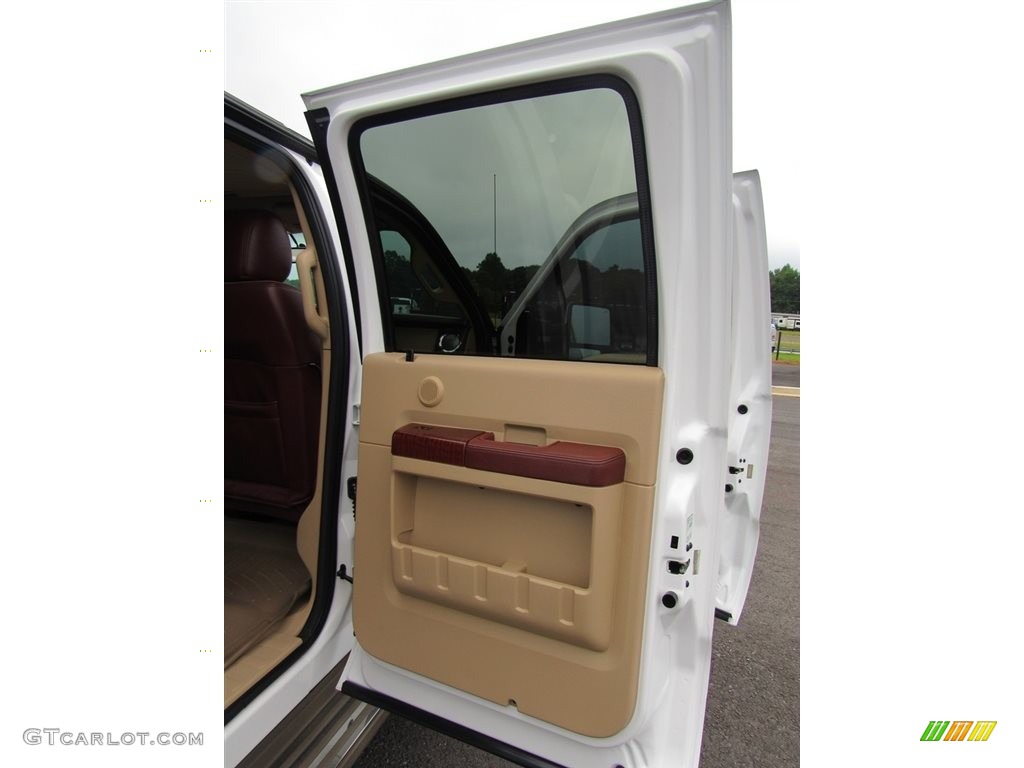 2014 F350 Super Duty Lariat Crew Cab 4x4 Dually - Oxford White / Adobe photo #31