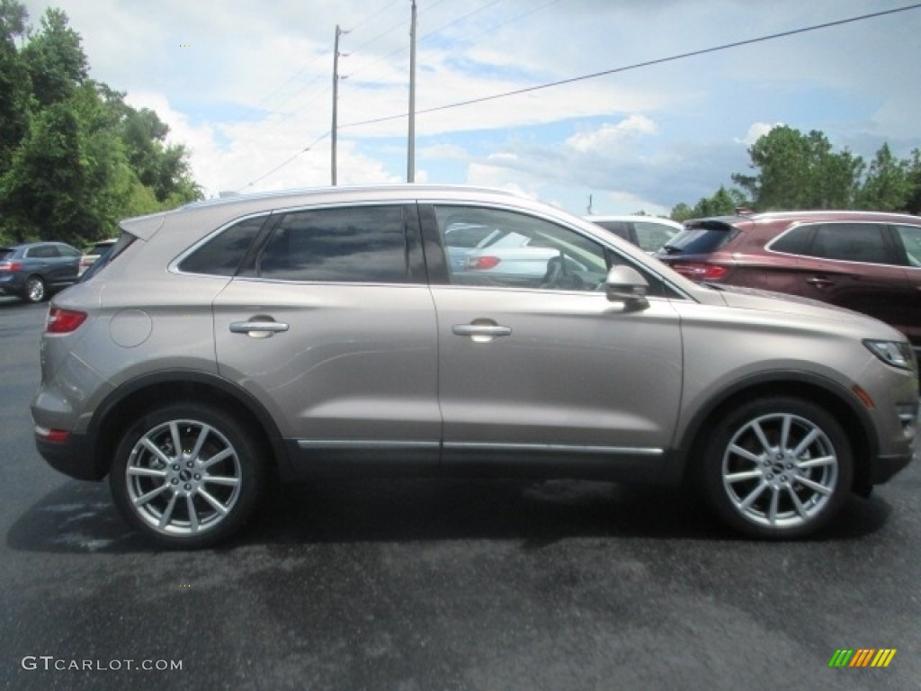 Iced Mocha Metallic 2019 Lincoln MKC Reserve Exterior Photo #128922938