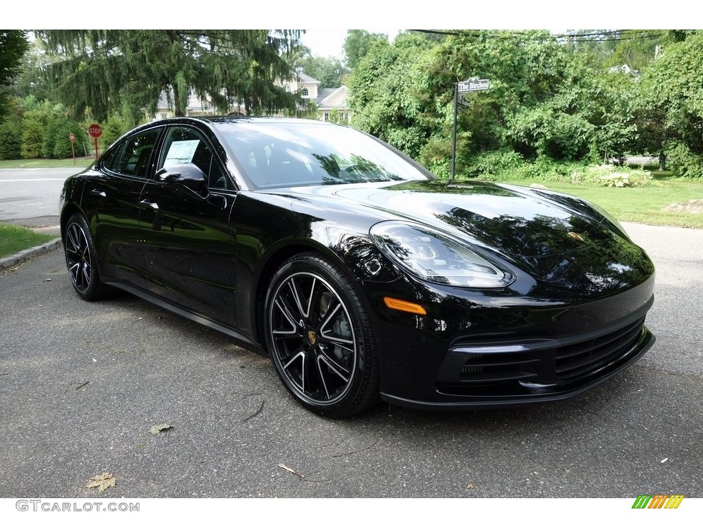 Black 2018 Porsche Panamera 4S Exterior Photo #128925134