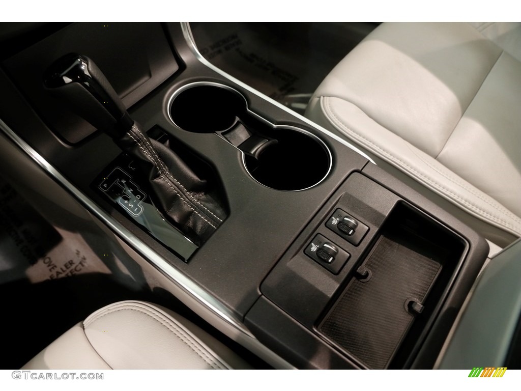 2017 Camry XLE - Blizzard White Pearl / Ash photo #13
