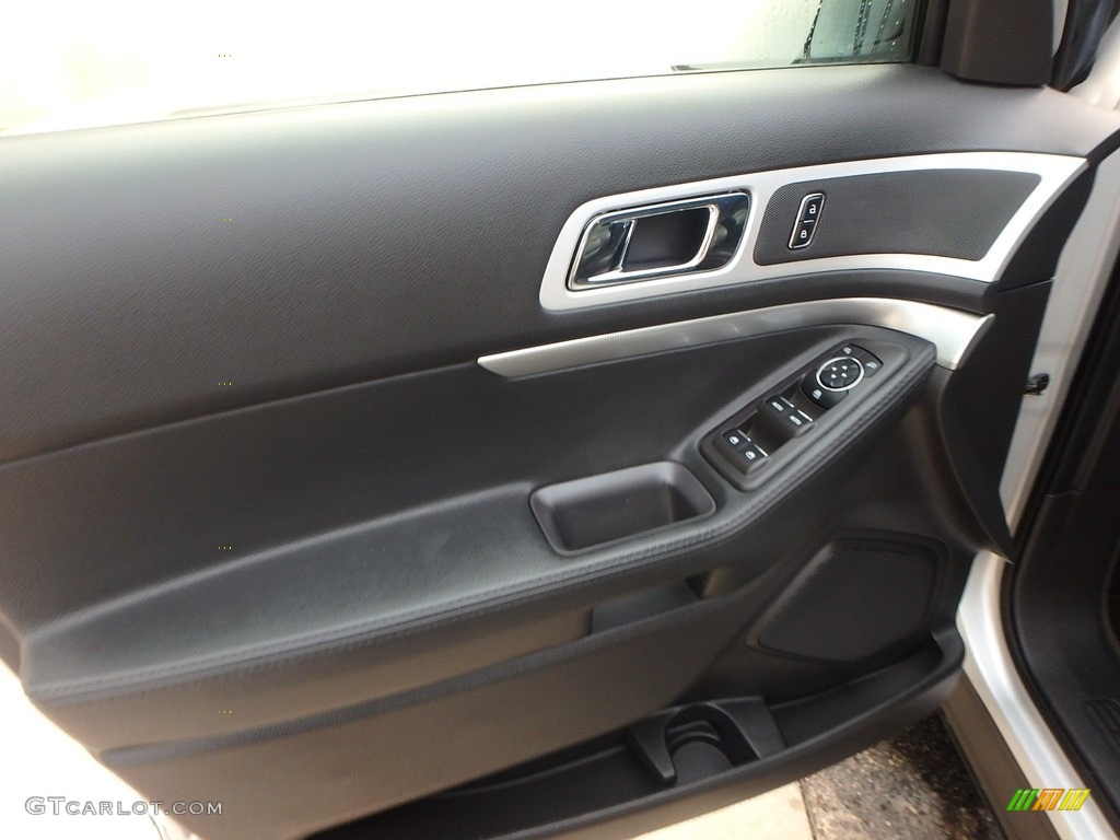 2015 Explorer XLT 4WD - Ingot Silver / Charcoal Black photo #20