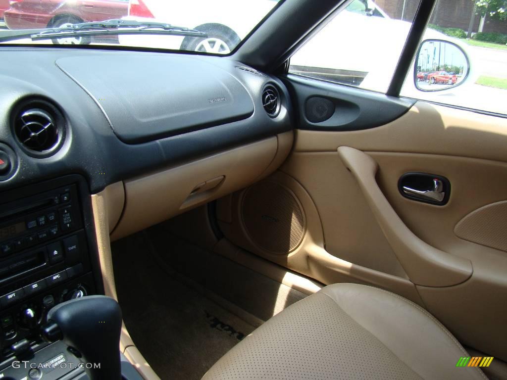 2001 MX-5 Miata Roadster - Pure White / Tan photo #12