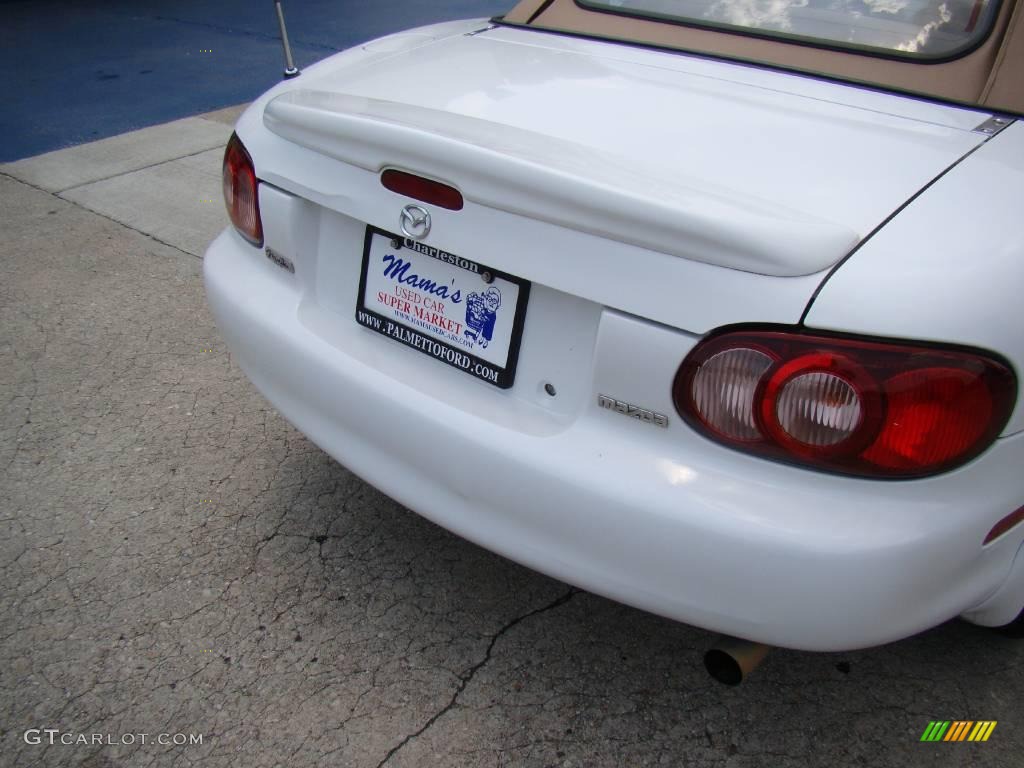 2001 MX-5 Miata Roadster - Pure White / Tan photo #21