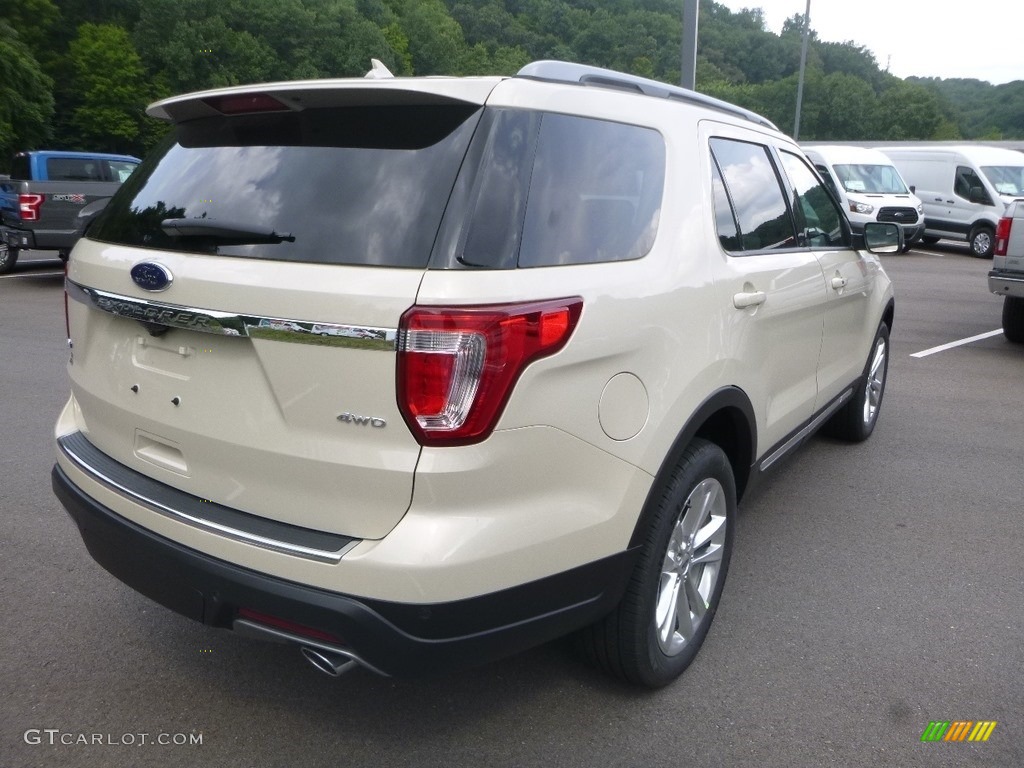 2018 Explorer XLT 4WD - Platinum Dune / Ebony Black photo #2