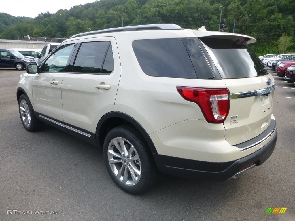 2018 Explorer XLT 4WD - Platinum Dune / Ebony Black photo #6