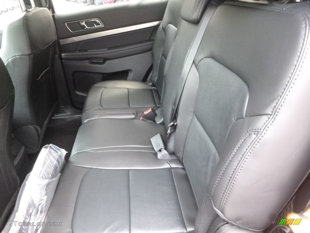 2018 Explorer XLT 4WD - Platinum Dune / Ebony Black photo #8