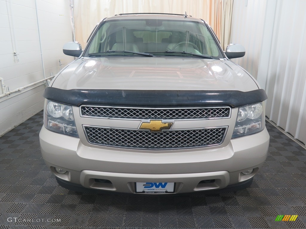2007 Suburban 1500 LTZ 4x4 - Silver Birch Metallic / Light Titanium/Dark Titanium photo #5
