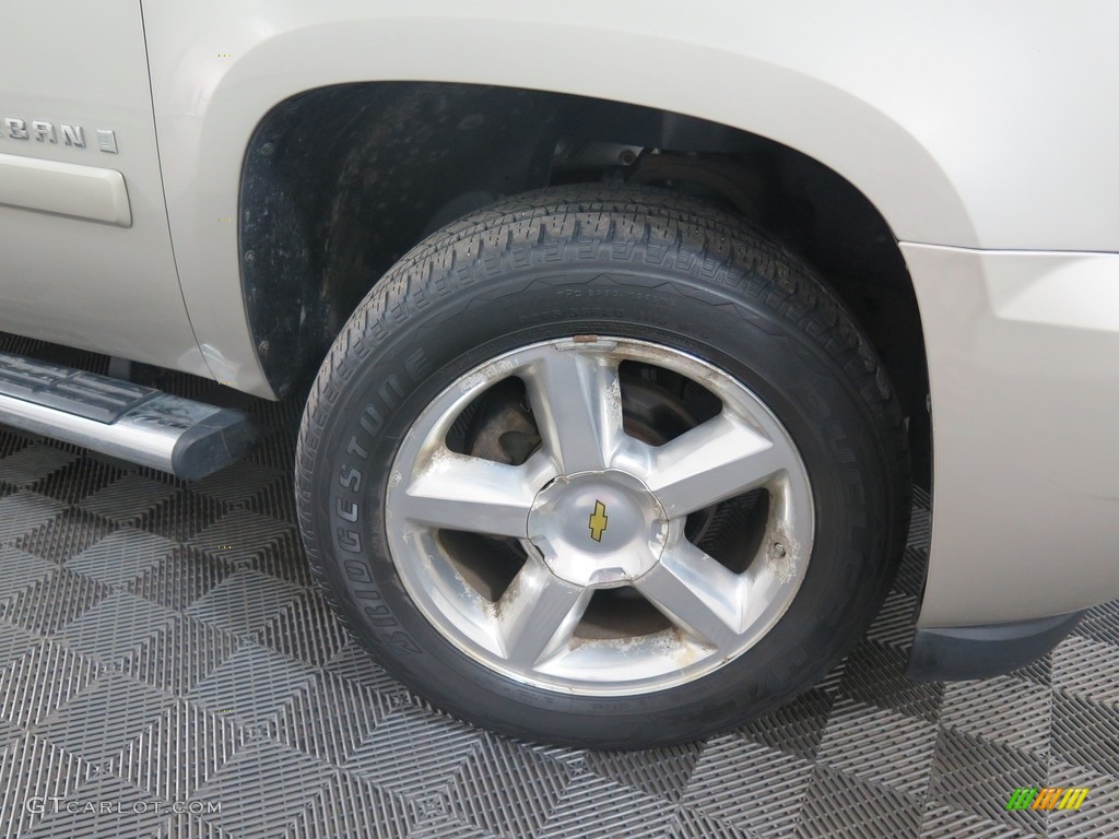 2007 Suburban 1500 LTZ 4x4 - Silver Birch Metallic / Light Titanium/Dark Titanium photo #25