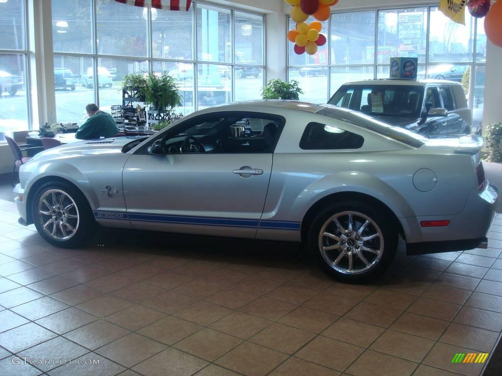 2008 Mustang Shelby GT500KR Coupe - Brilliant Silver Metallic / Black photo #2