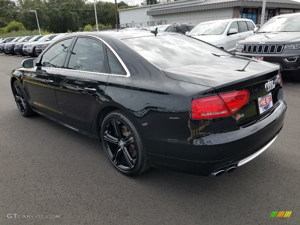 2014 S8 quattro S - Brilliant Black / Black photo #4