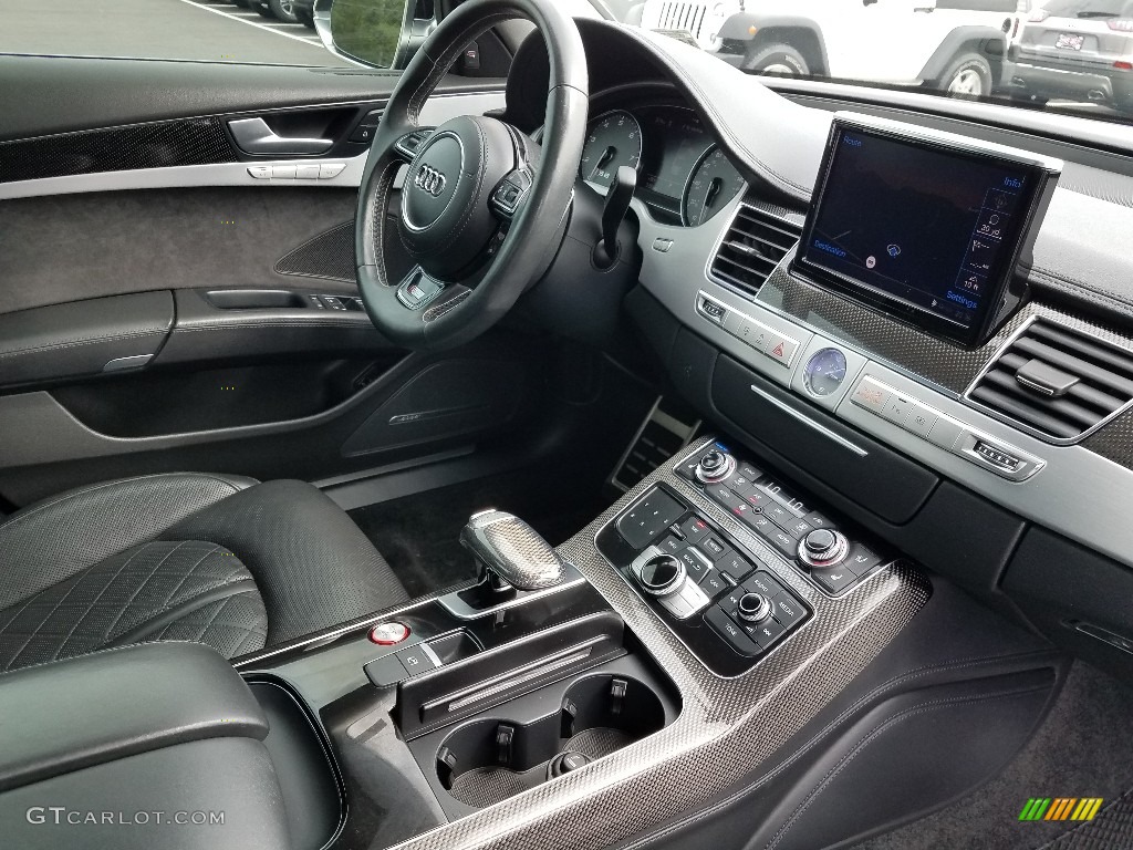 2014 S8 quattro S - Brilliant Black / Black photo #12