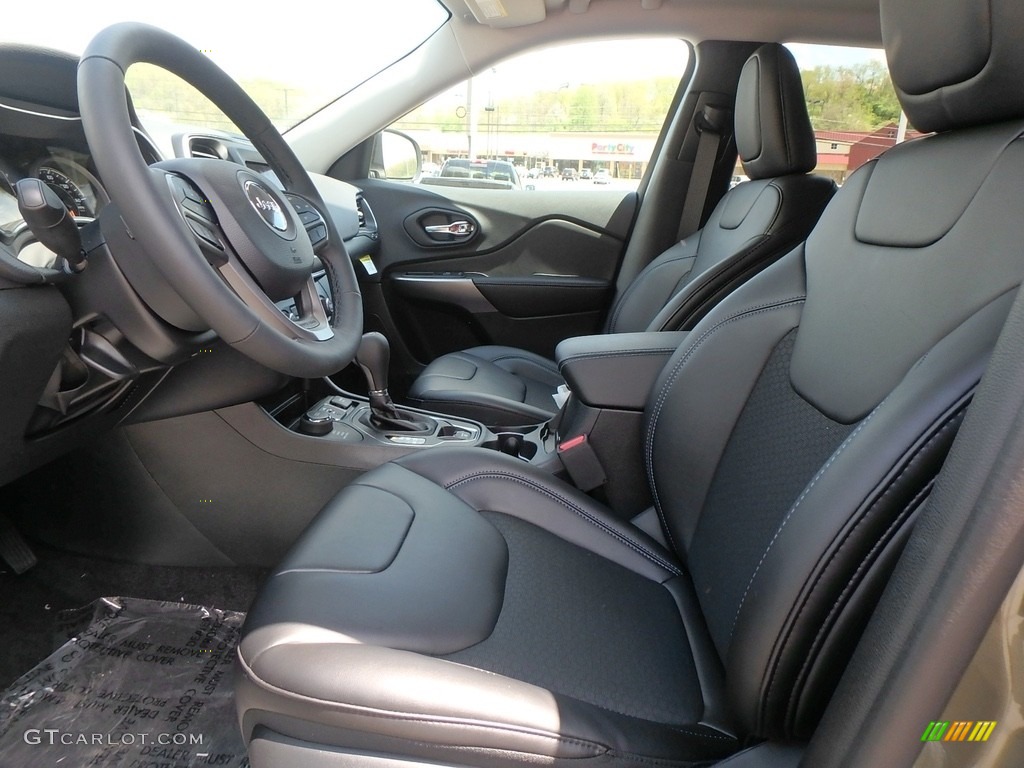 2019 Cherokee Latitude Plus 4x4 - Olive Green Pearl / Black photo #10