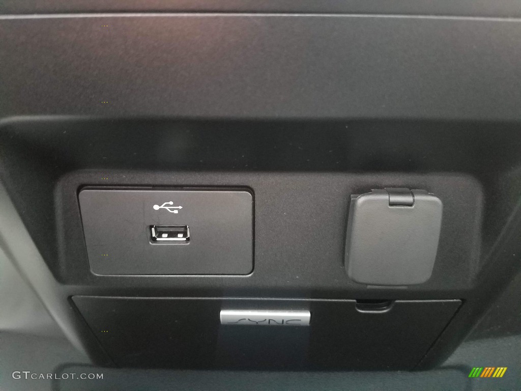 2016 F150 XLT Regular Cab 4x4 - Shadow Black / Medium Earth Gray photo #22