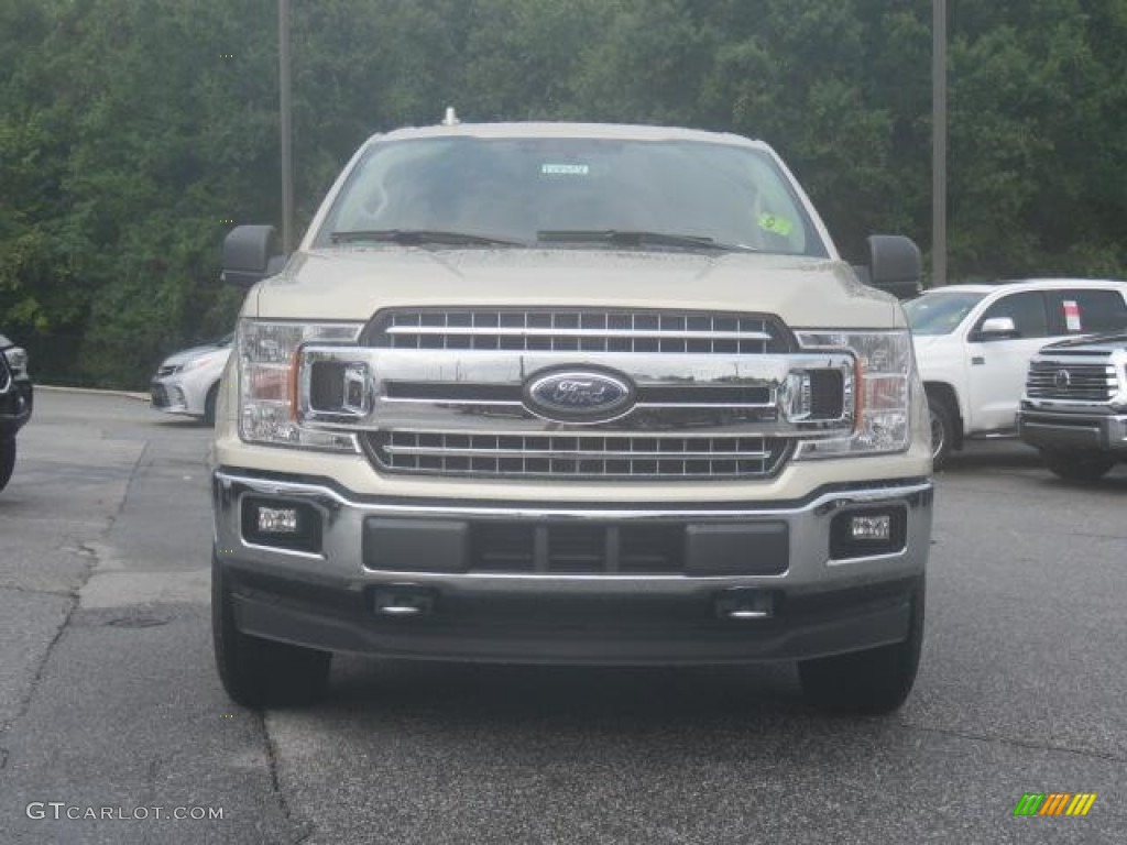 2018 F150 XLT SuperCrew 4x4 - White Gold / Light Camel photo #2