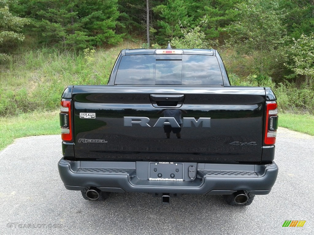 2019 1500 Rebel Crew Cab 4x4 - Diamond Black Crystal Pearl / Black/Red photo #7