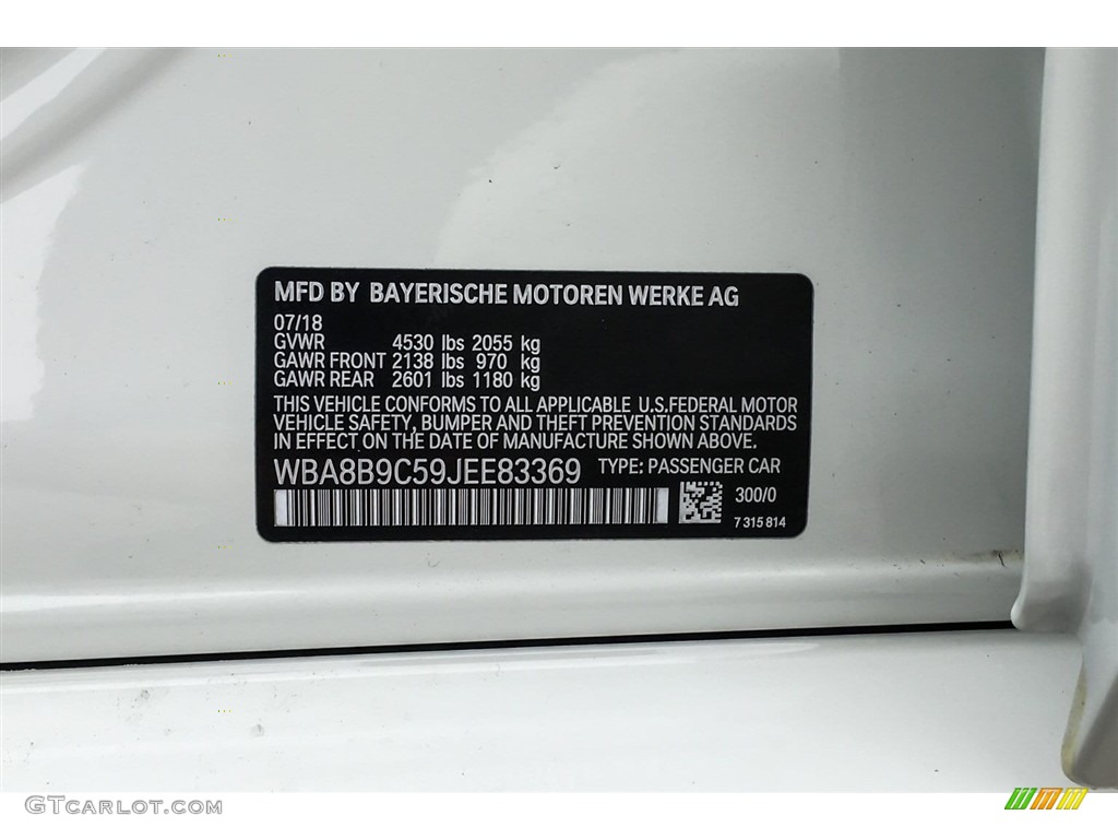 2018 3 Series 330i Sedan - Alpine White / Black photo #11