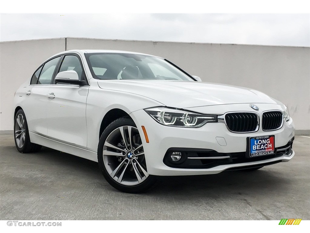 2018 3 Series 330i Sedan - Alpine White / Black photo #12