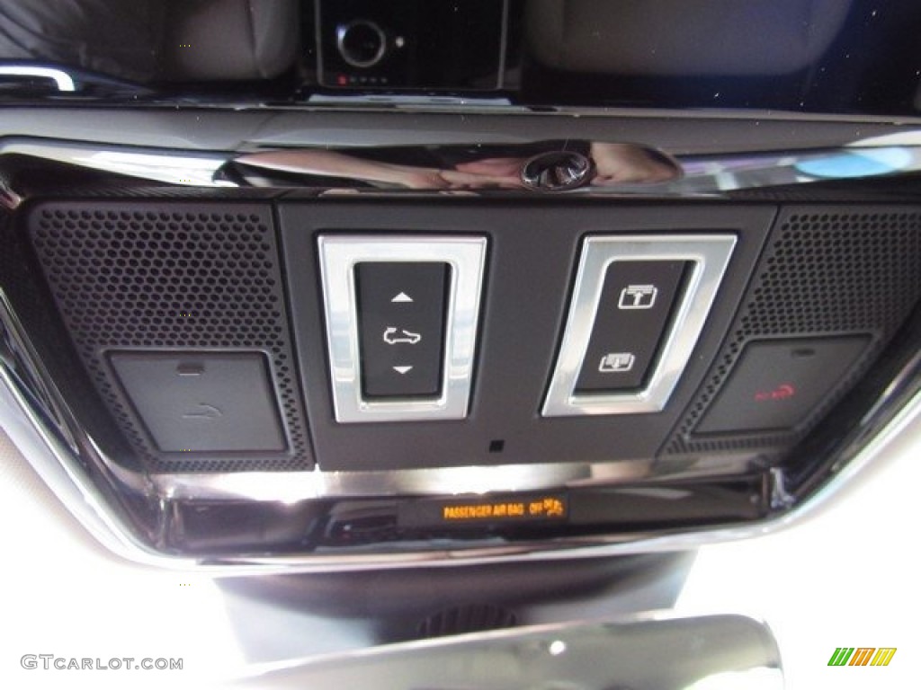 2019 Range Rover Velar S - Kaikoura Stone Metallic / Light Oyster/Ebony photo #35