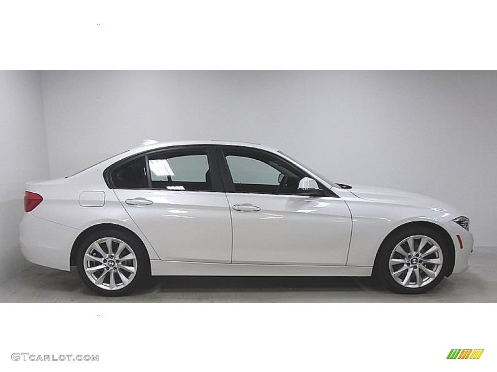 2018 3 Series 320i xDrive Sedan - Alpine White / Black photo #6