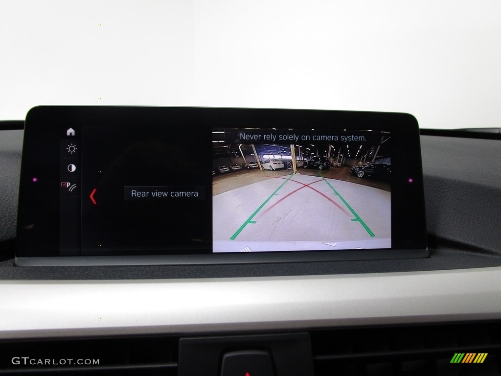 2018 3 Series 320i xDrive Sedan - Alpine White / Black photo #29