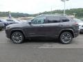 Granite Crystal Metallic - Cherokee Overland 4x4 Photo No. 2