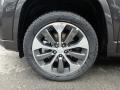 Granite Crystal Metallic - Cherokee Overland 4x4 Photo No. 9