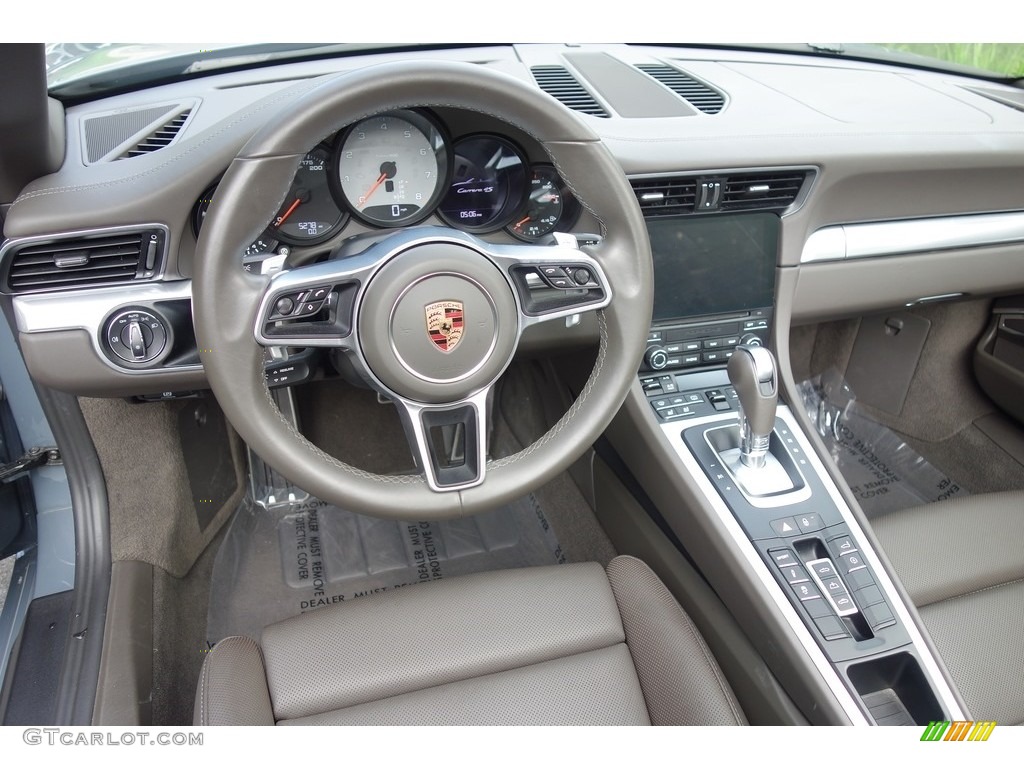 2017 Porsche 911 Carrera 4S Cabriolet Agate Grey Steering Wheel Photo #128958546