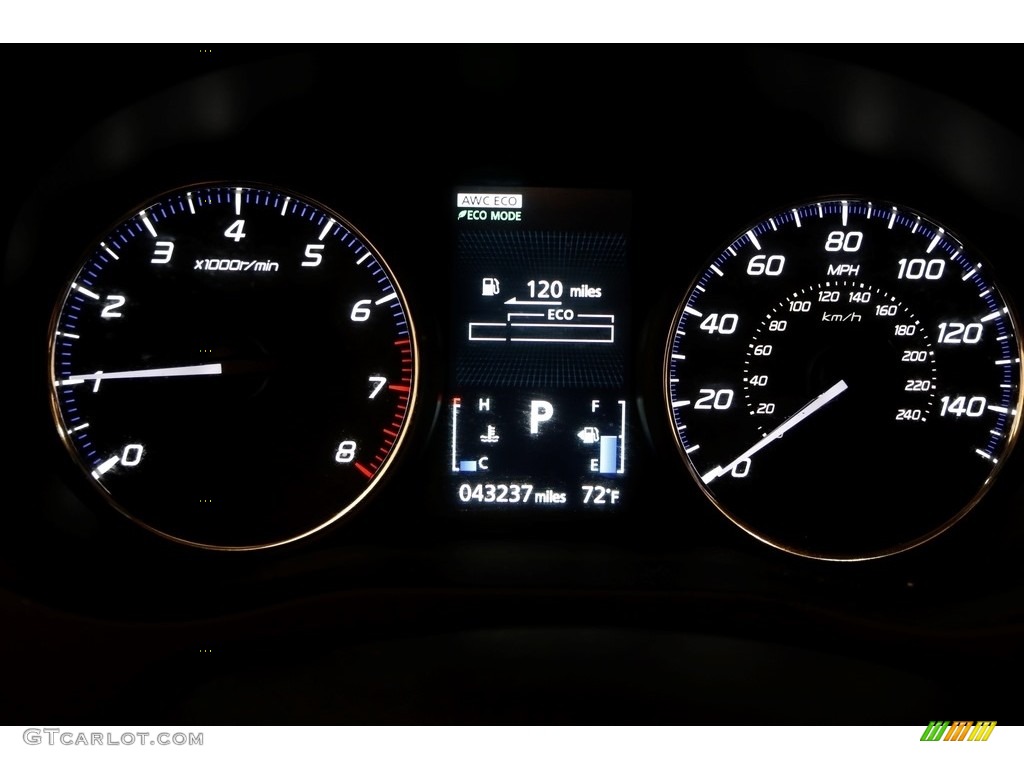 2014 Outlander SE S-AWC - Cool Silver Metallic / Black photo #7