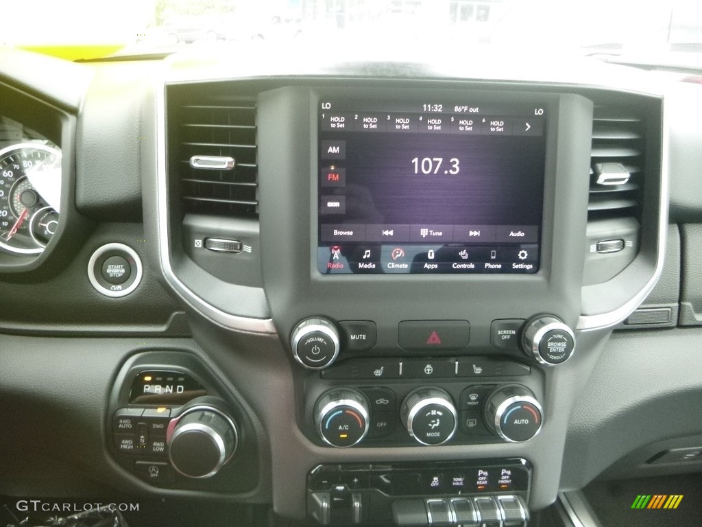 2019 1500 Big Horn Crew Cab 4x4 - Blue Streak Pearl / Black photo #17