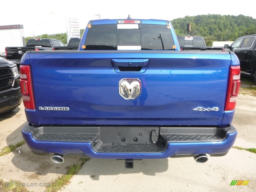 2019 1500 Laramie Crew Cab 4x4 - Blue Streak Pearl / Black photo #3