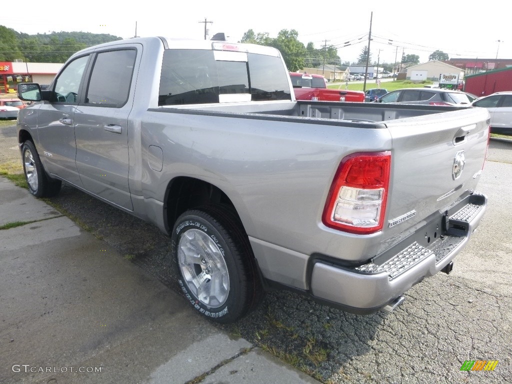 2019 1500 Big Horn Crew Cab 4x4 - Billett Silver Metallic / Black photo #3