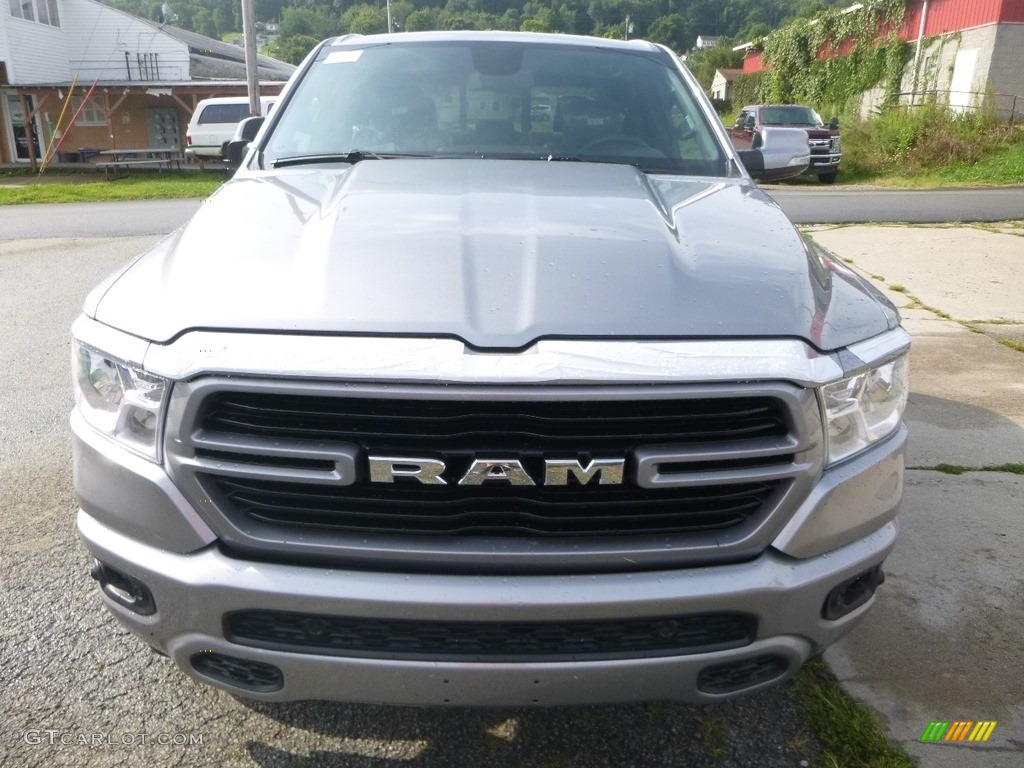 2019 1500 Big Horn Crew Cab 4x4 - Billett Silver Metallic / Black photo #8