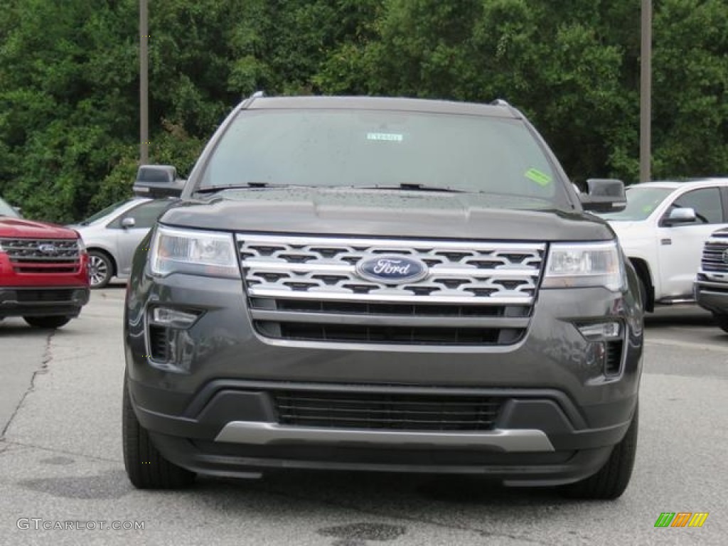 2018 Explorer XLT - Magnetic Metallic / Ebony Black photo #2