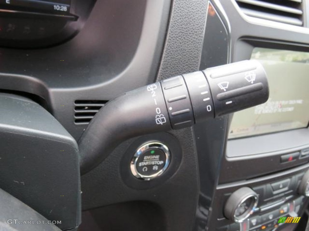 2018 Explorer XLT - Magnetic Metallic / Ebony Black photo #20