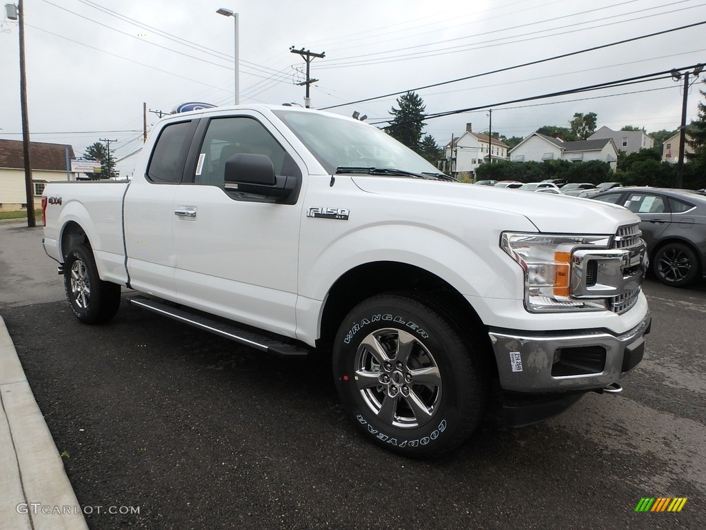 2018 F150 XLT SuperCab 4x4 - Oxford White / Earth Gray photo #3