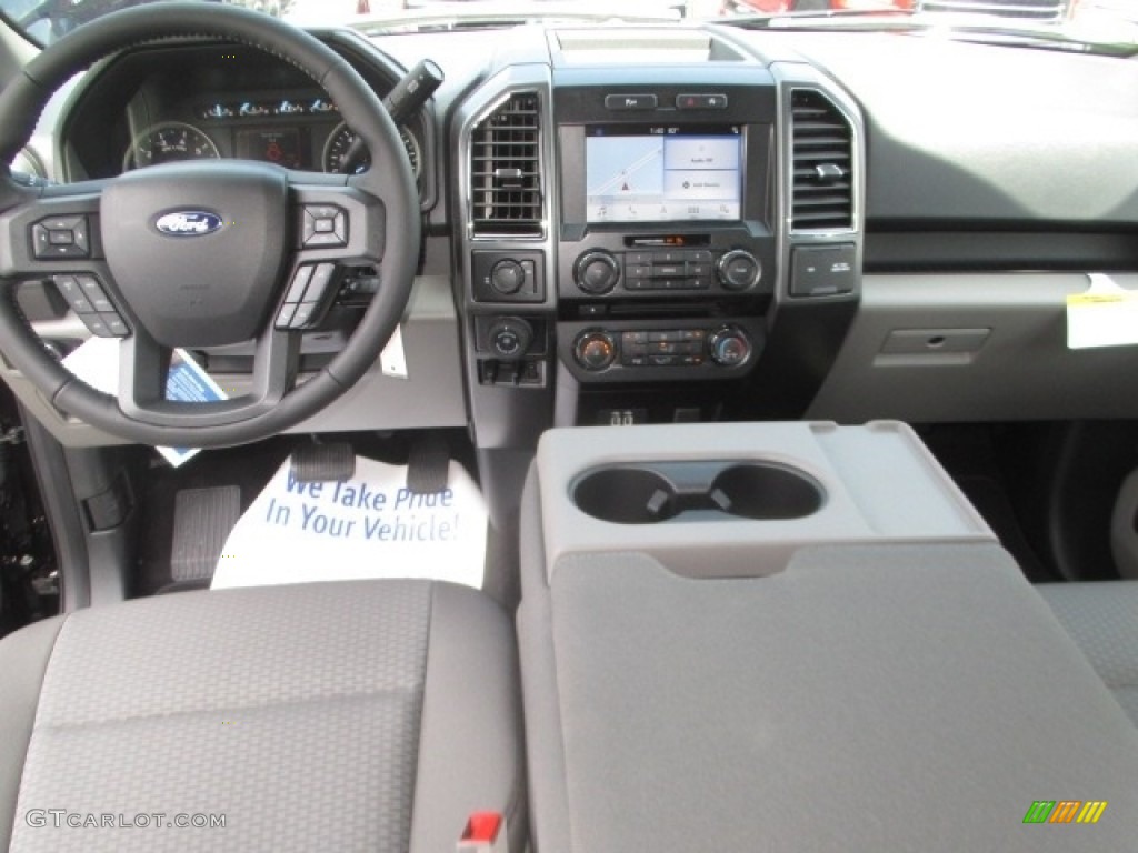 2018 F150 XLT SuperCrew - Magma Red / Earth Gray photo #7