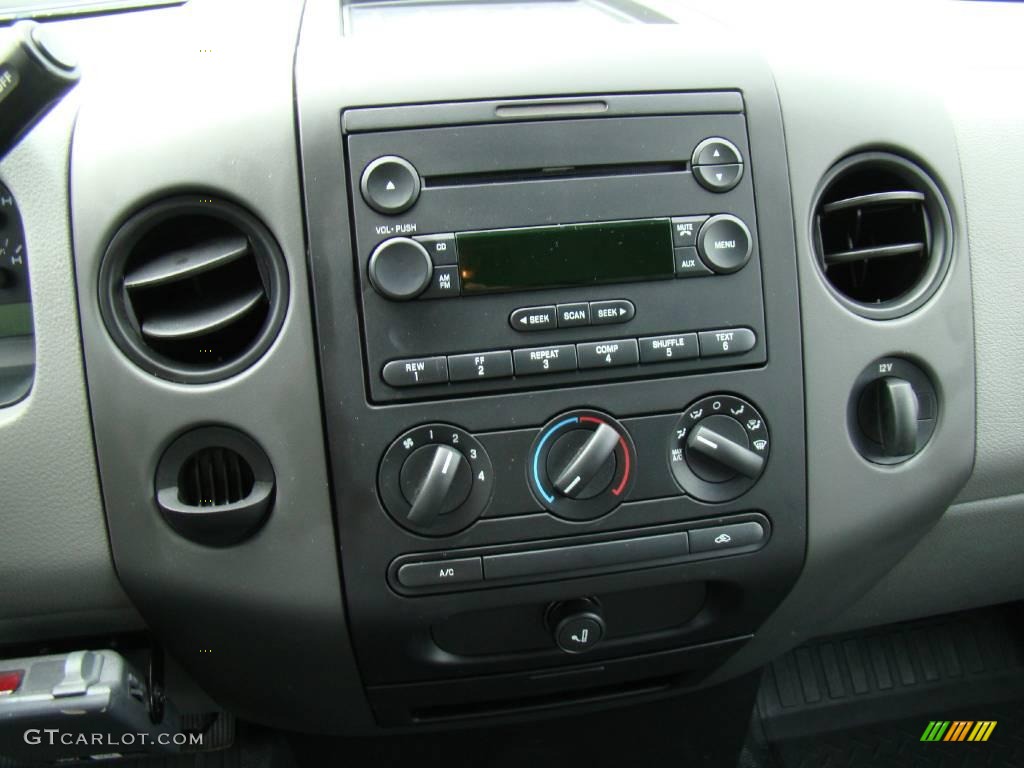 2005 F150 XL Regular Cab - Dark Shadow Grey Metallic / Medium Flint Grey photo #15